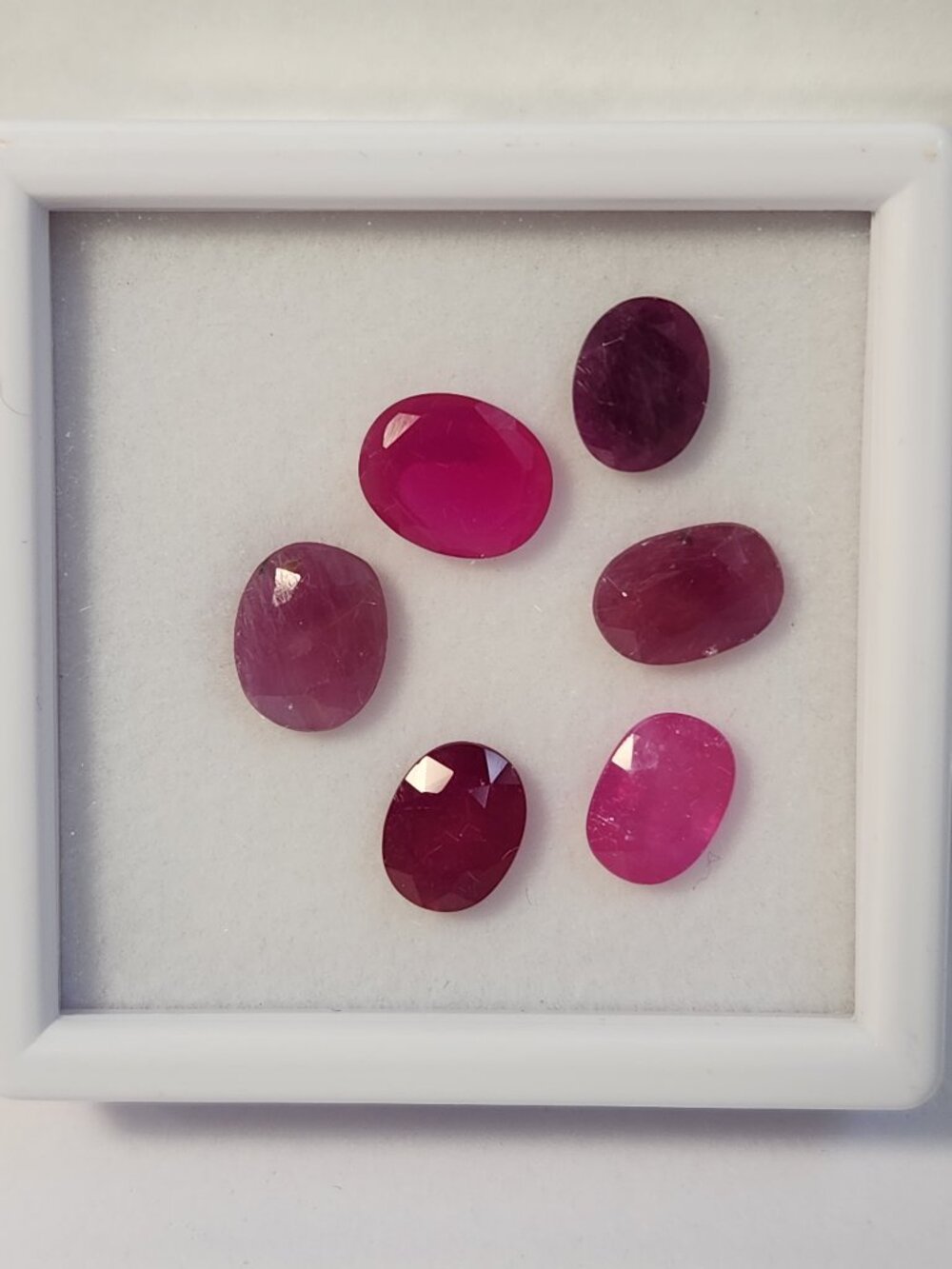 [Pending] VTG Natural Ruby Gemstone Parcel 17.15 CTW 6 Oval Loose Estate Rubies